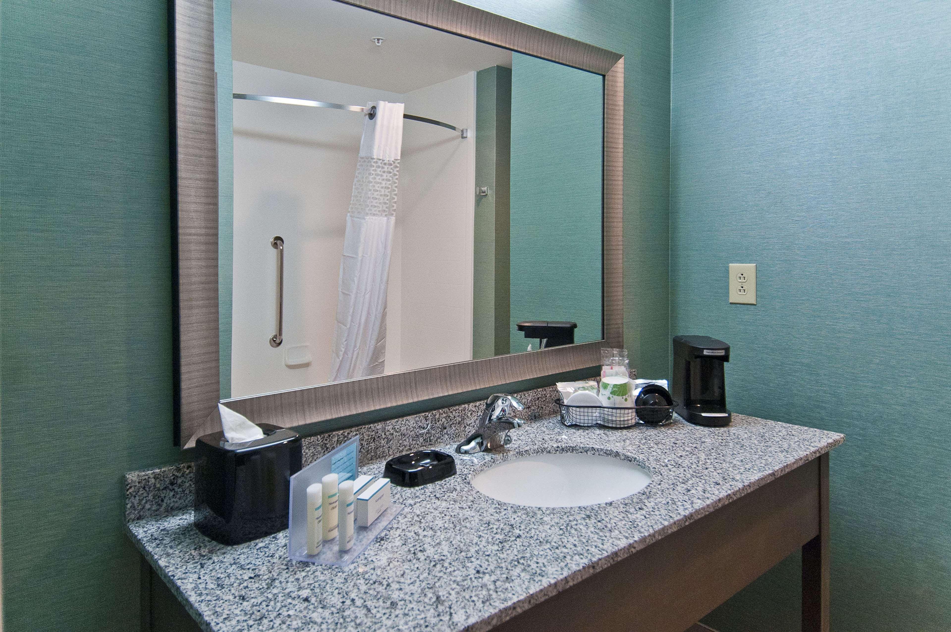 Ferry Pass Hampton Inn & Suites Pensacola/I-10 Pine Forest Road מראה חיצוני תמונה