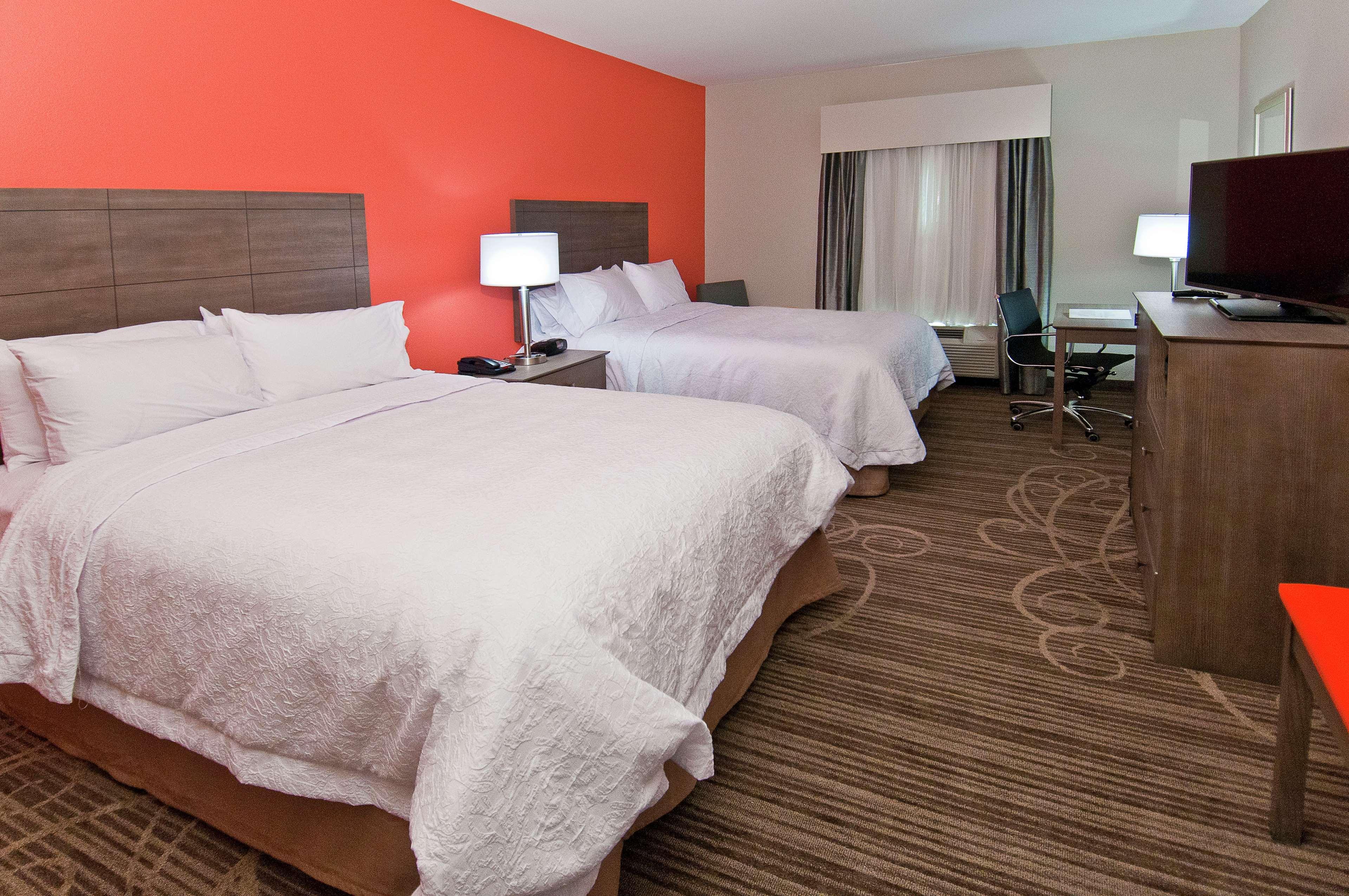 Ferry Pass Hampton Inn & Suites Pensacola/I-10 Pine Forest Road מראה חיצוני תמונה