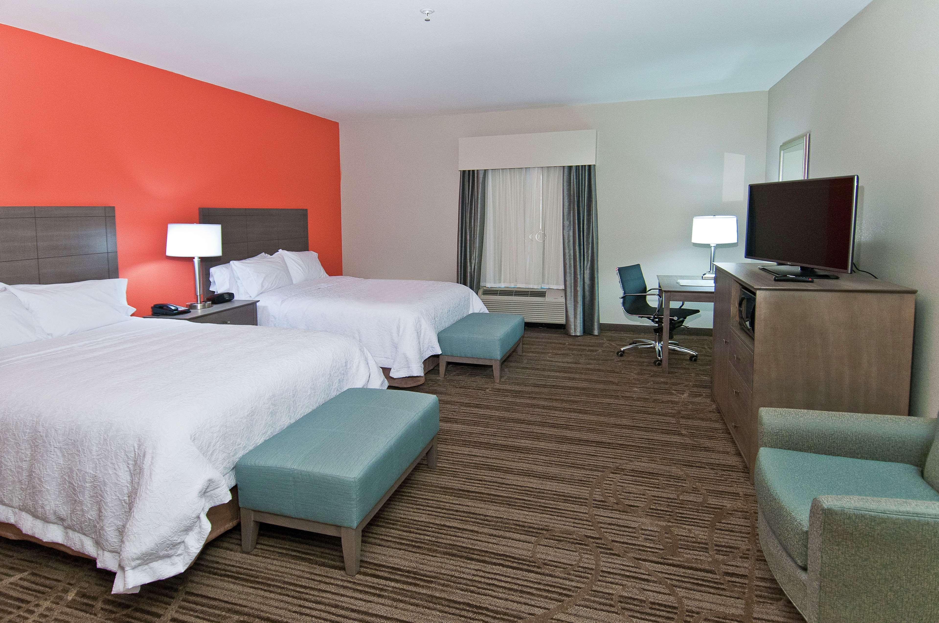 Ferry Pass Hampton Inn & Suites Pensacola/I-10 Pine Forest Road מראה חיצוני תמונה